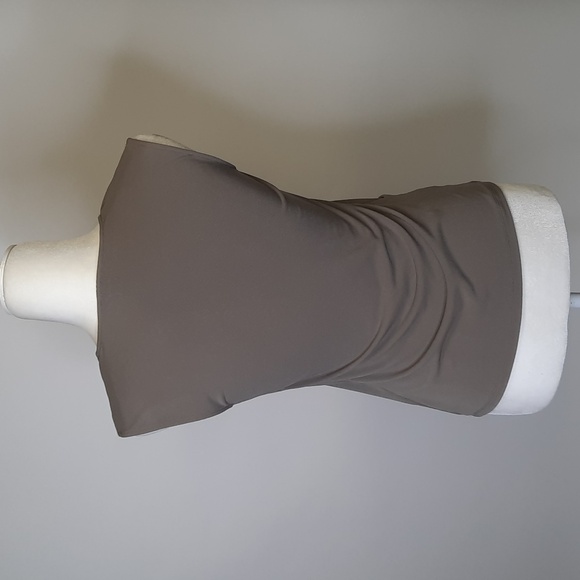 Ann Taylor Taupe V-Neck Top with Draping, Size Petite X-Small - Picture 5 of 6